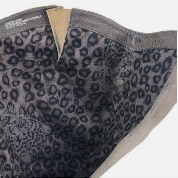 Distressed leather tall boots.by Born - Picture 14 of 15